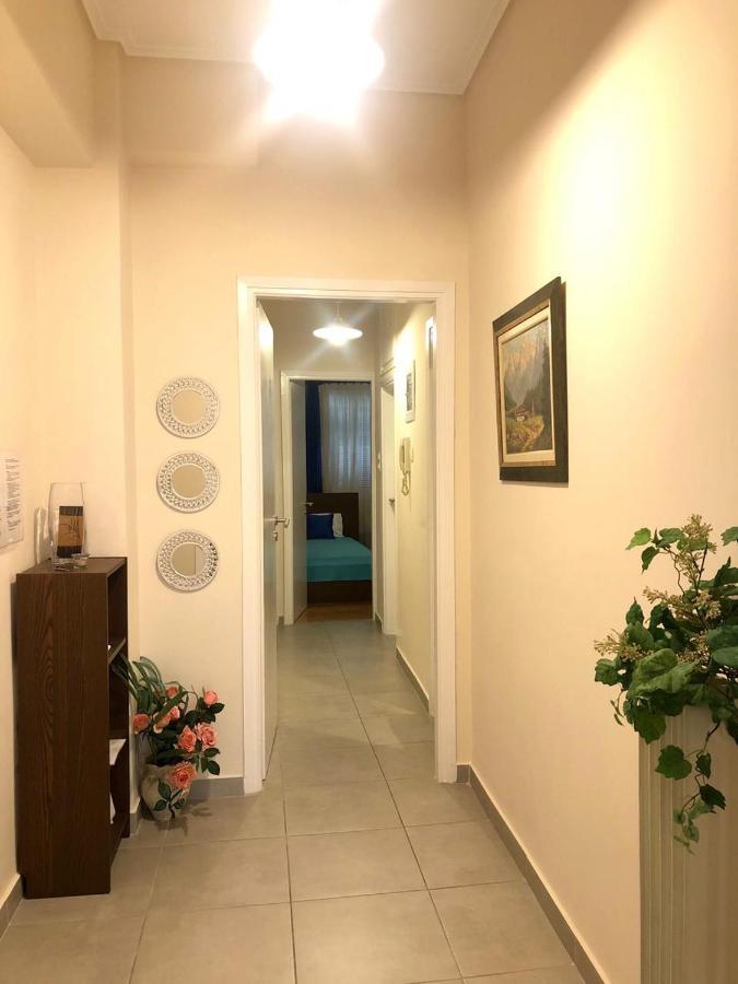 Comfortable Apt , 5 Min Walk To Acropolis Atenas Exterior foto